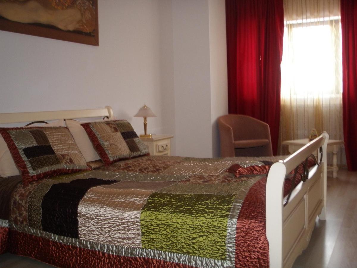 Hotel Tex Club Botoşani Pokoj fotografie